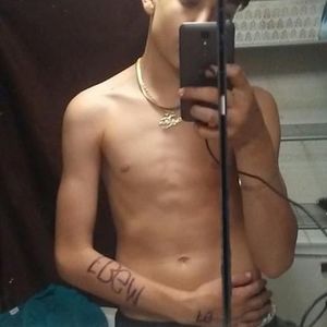 Meet your Posher, Aaron